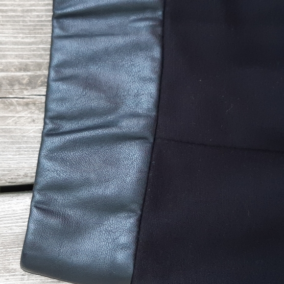 Aritzia Wilfred Faux Leather Skirt - Picture 5 of 8